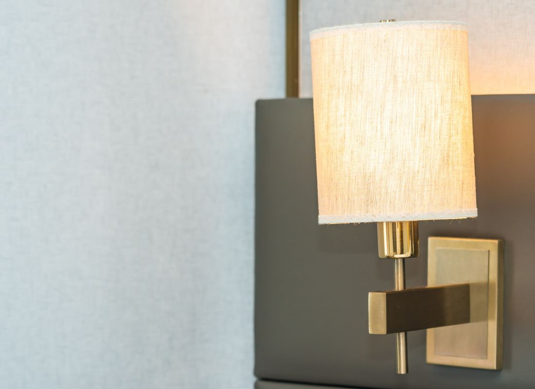 Cuidados ao usar arandela de parede para banheiro Cuidados ao usar arandela de parede para banheiro